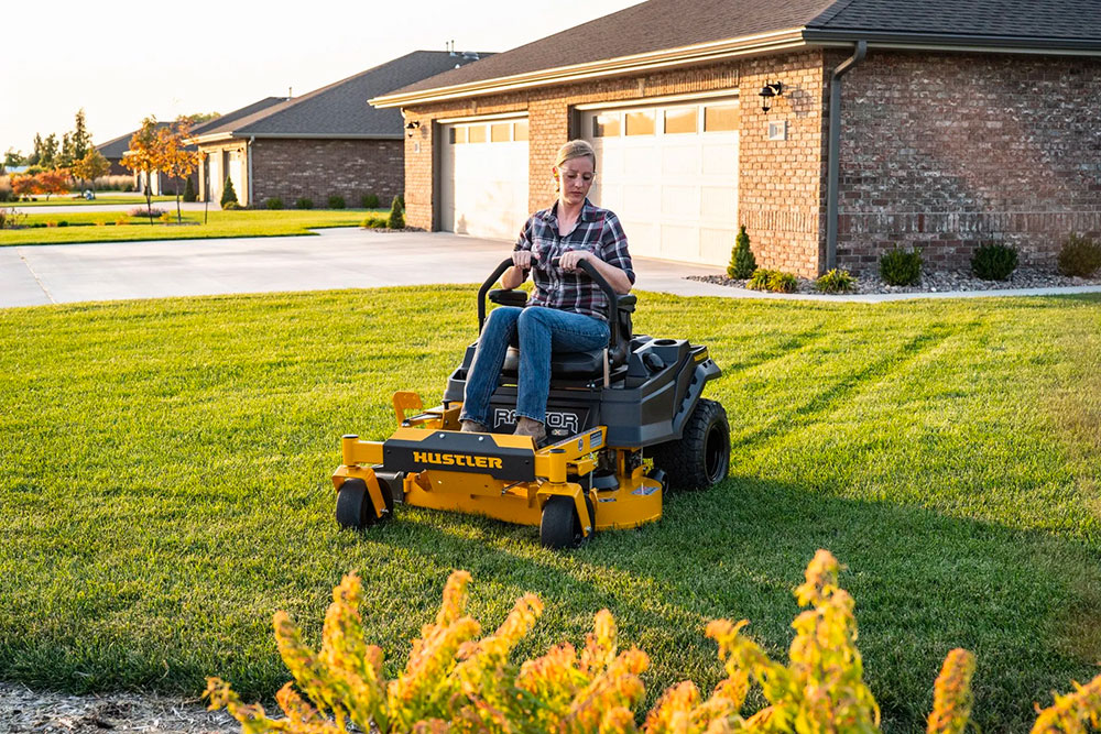 Land Owner Zero-turn Mowers